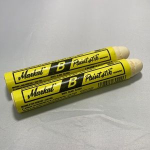 Lot of 2 markal B White markers Paint stick